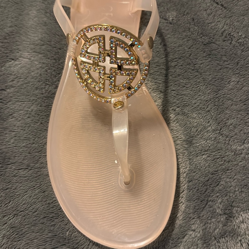 Beautiful slides grab now❤️
